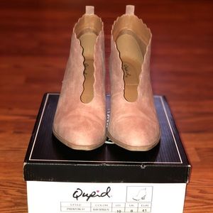 Qupid Blush Scalloped V Cut Bootie - Size 10